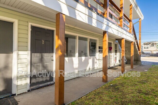 Photo - 2065 E Ocean View Ave