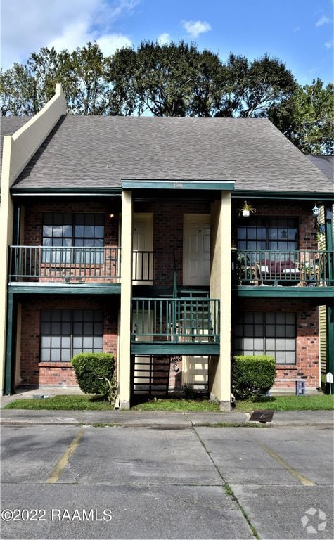 Building Photo - 126 N Meyers Dr Rental