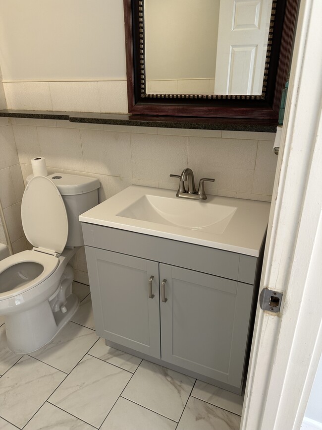 Photo - 237 Talbot Ave