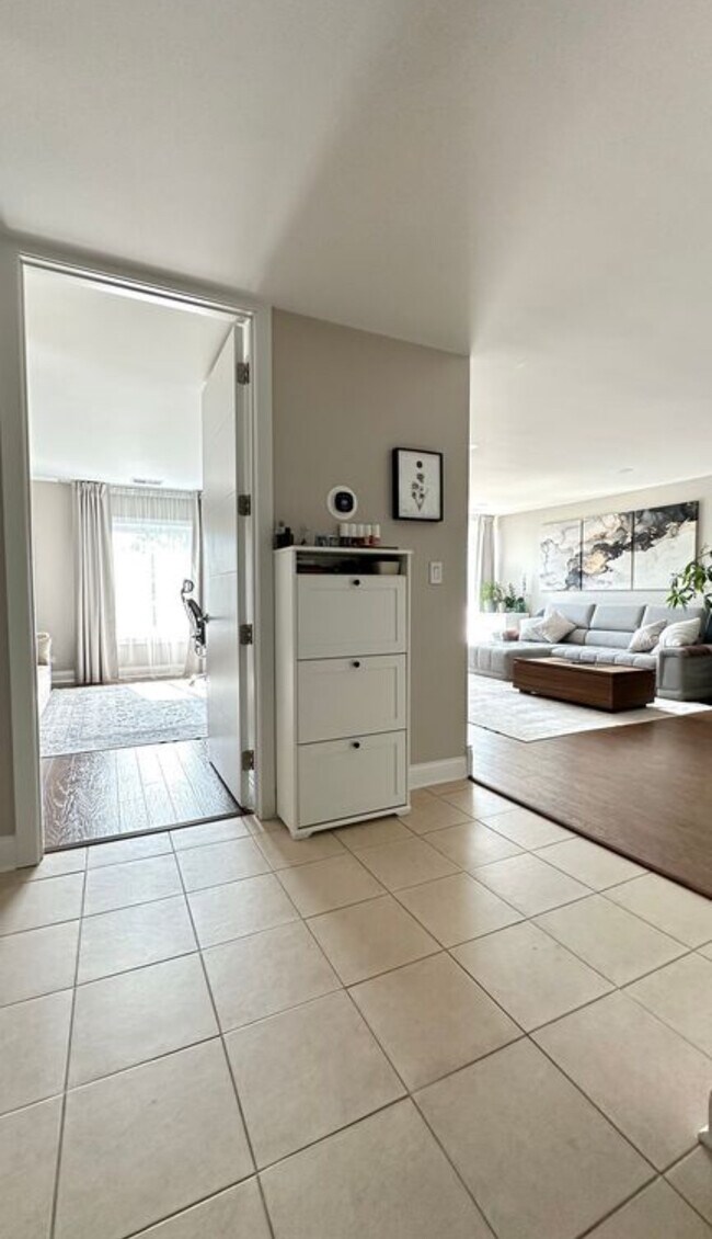 Photo - 190 S Wood Dale Rd Unidad 611