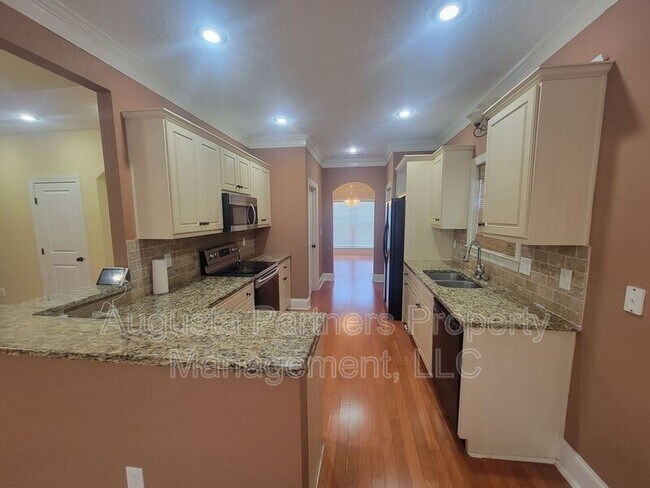 1010 Barrett Dr