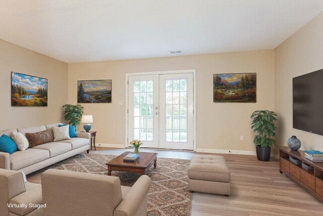 Photo - 904 Cedar Crest Dr