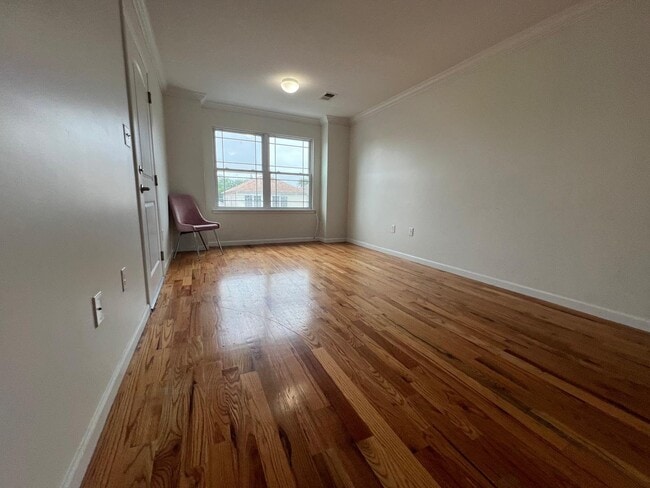 Photo - 121 Miller St Unidad 2