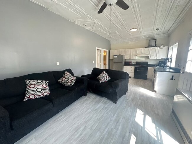 Photo - 12 Dawson St Unit B