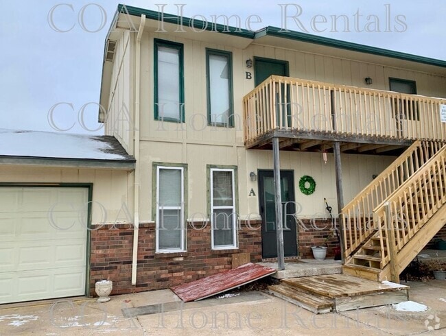 Building Photo - West Side Location Unit B Rental