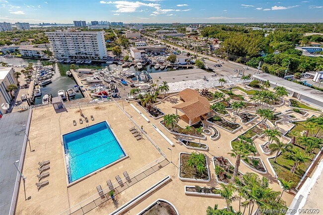 Photo - 13499 Biscayne Blvd Unit 1111