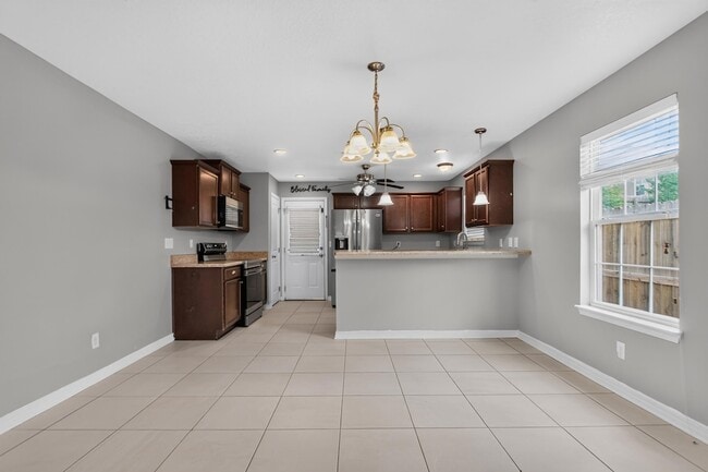 Photo - 451 Eisenhower Dr