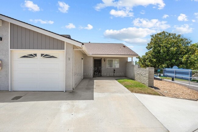 Photo - Beautiful Single-Story End Unit in Vista d... Unit 1