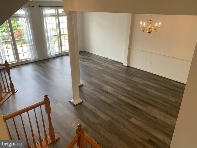 Photo - 43395 Allisons Ridge Terrace