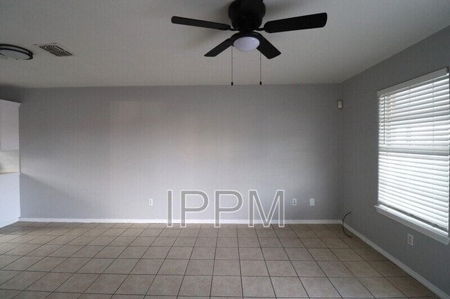 Photo - 809 S Michigan St Unit 4