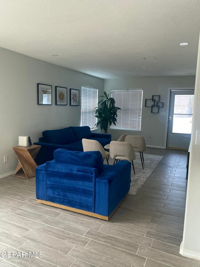 Photo - 3280 Mike Godwin Dr