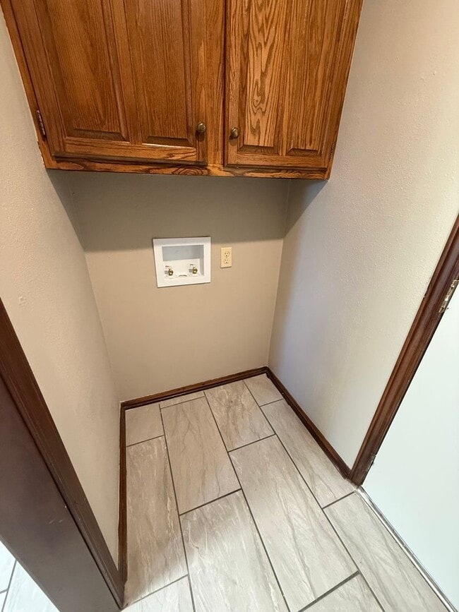 Photo - 3 Bed 2 Bath Duplex with 2 Car Garage. Gas Heat & Hot Water.