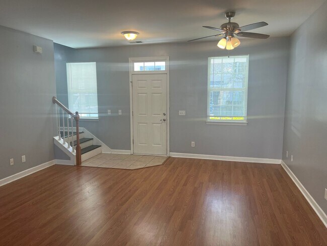 Photo - ** 1 Month Free Rent** Beautiful 3 Bedroom/ 2.5 Bath Unfurnished Townhouse in Wellstone!