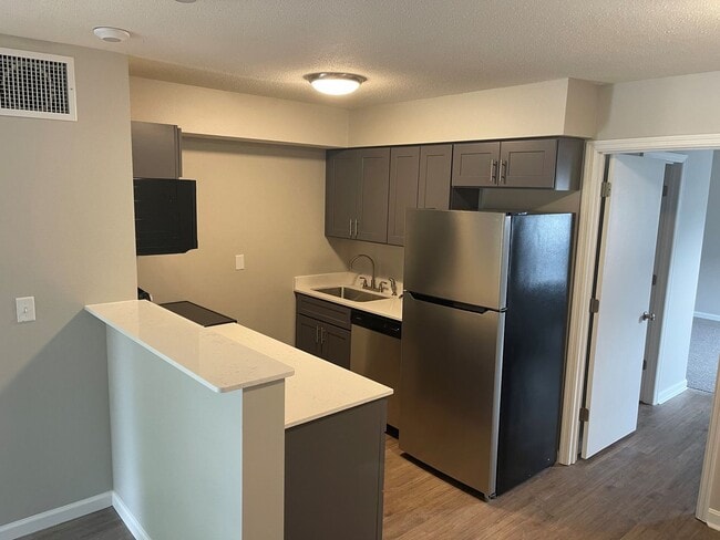 Photo - Birch Street Apartments