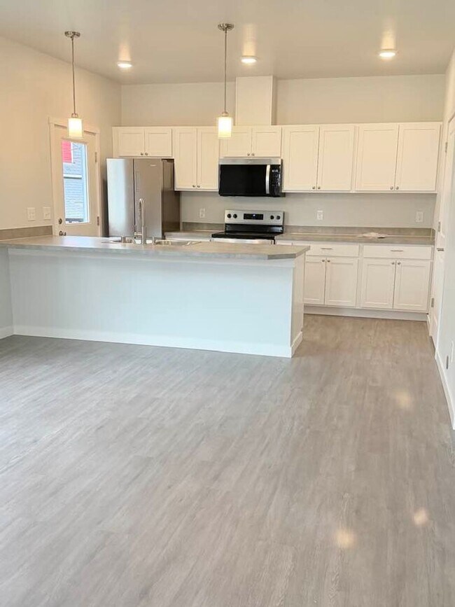 Photo - 1000 Billy Frank Jr. St Unit 707 E Laurel, #101