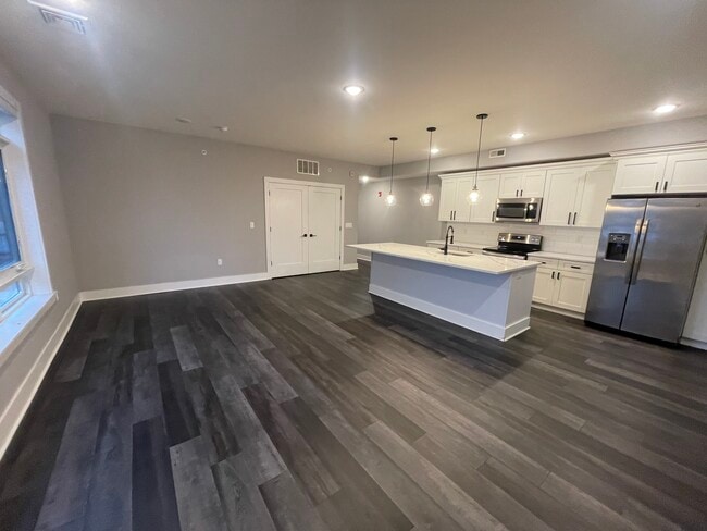 Photo - 4001 Ridge Ave