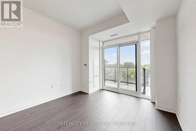 Photo - 700 Sheppard Ave W Unit 616