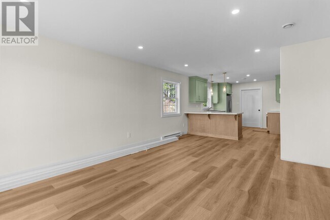 Photo - 305 Petty Harbour Rd