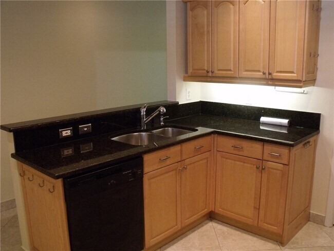 Photo - 2761 SW 33rd Ct Unit 2