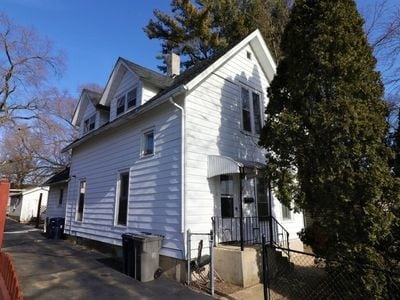 Photo - 520 Lawrence Ave Unit Furnished