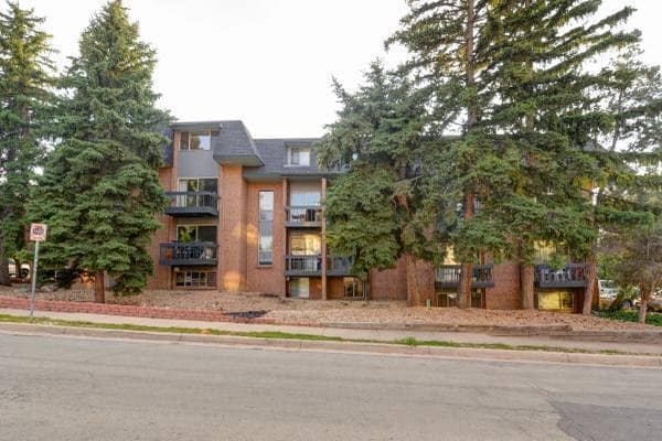 Photo - 1065 University Ave