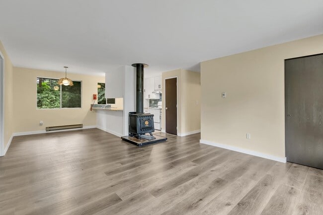 Photo - 4104 68th Ave NW