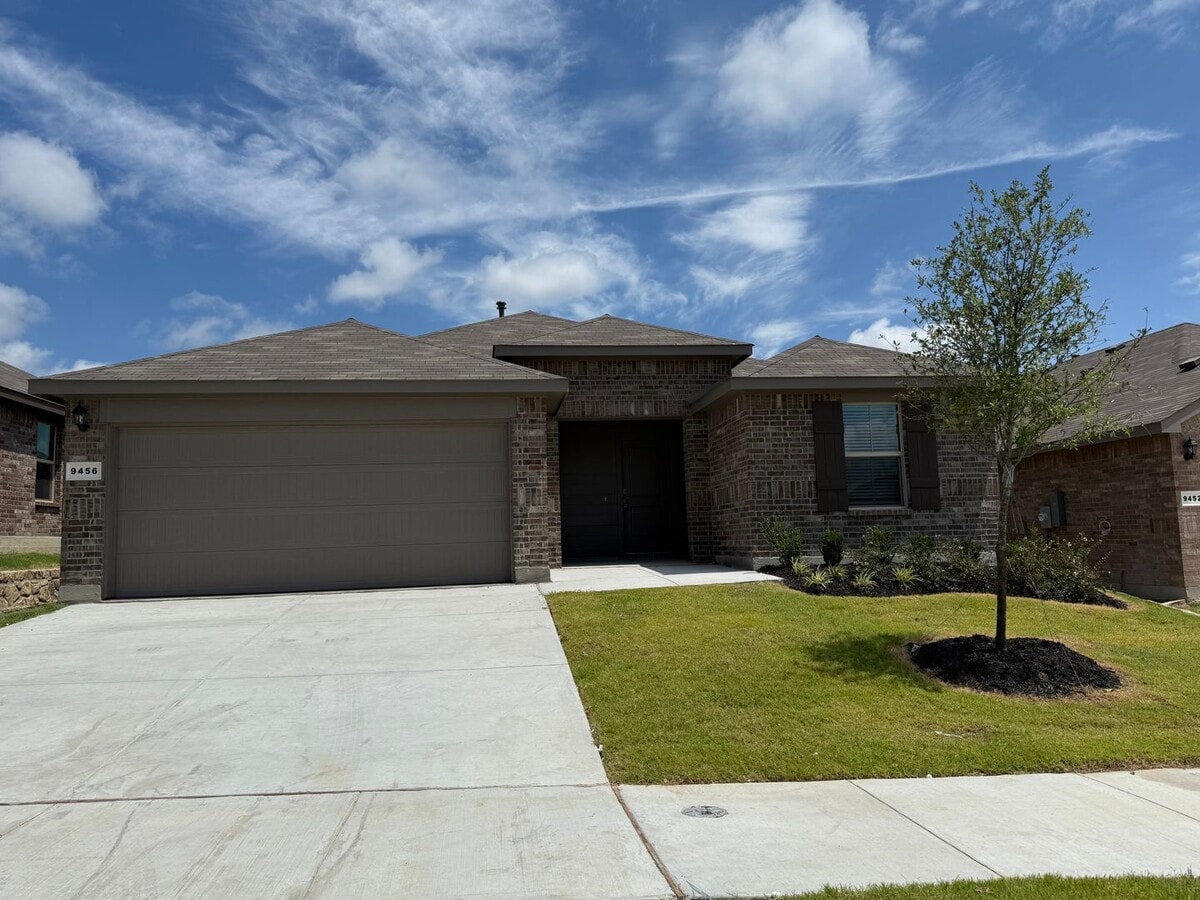 Fort Worth Texas Homes For Rent "White Set... - Fort Worth Texas Homes For Rent "White Set...
