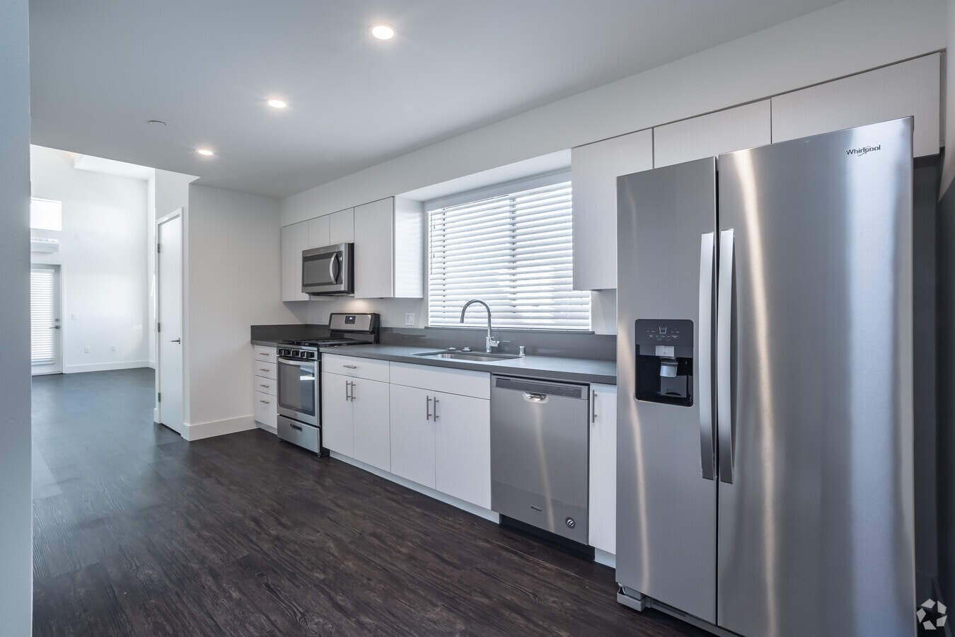 3475 Bentley Ave - 3475 Bentley Ave Apartamentos
