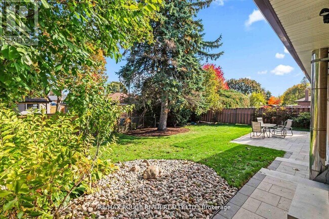 Photo - 745 Glengrove St