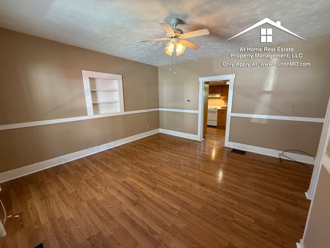 Photo - 110 W 3rd St