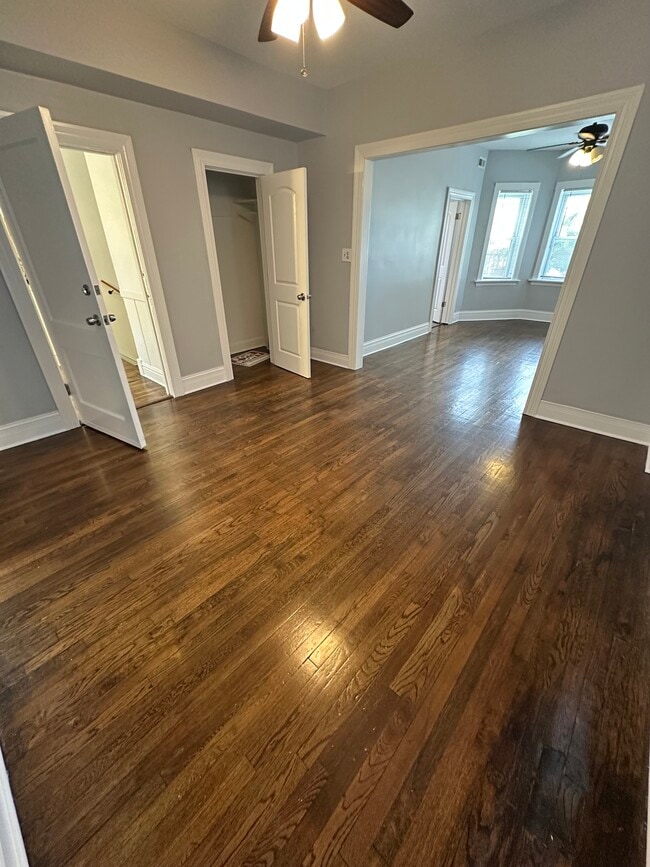 Photo - 3733 W Addison St Unidad 2