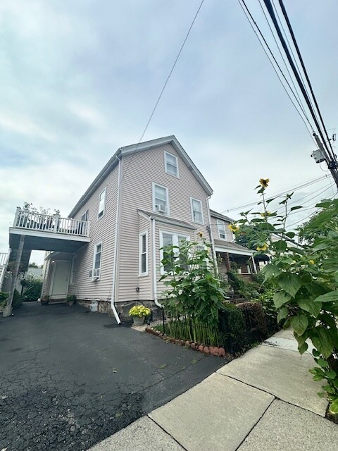 5 Clinton St Unit 1