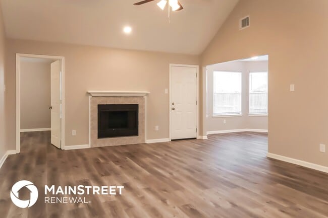 Photo - 4023 Almond Lake Dr