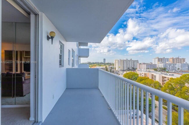 Photo - 137 Golden Isles Dr Unit 809