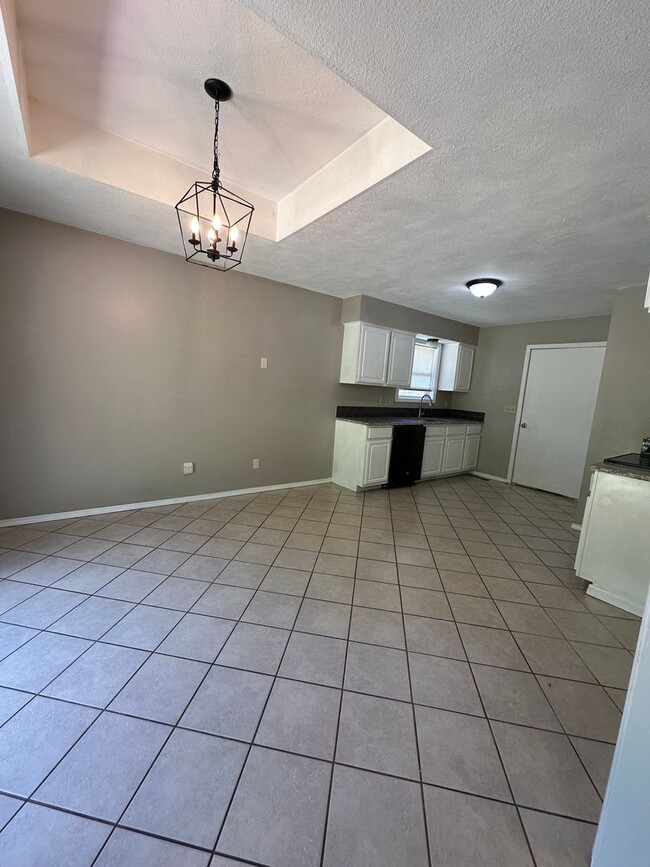 Photo - Great Location! Completely remodeled 3 bedroom 2 full bathroom home available now in battlefield!!