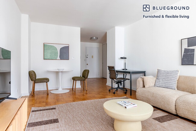 Photo - 305 East 86th St Unit FL8-ID2218