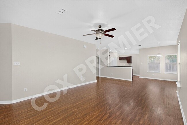 Photo - 2848 St Bernard Dr