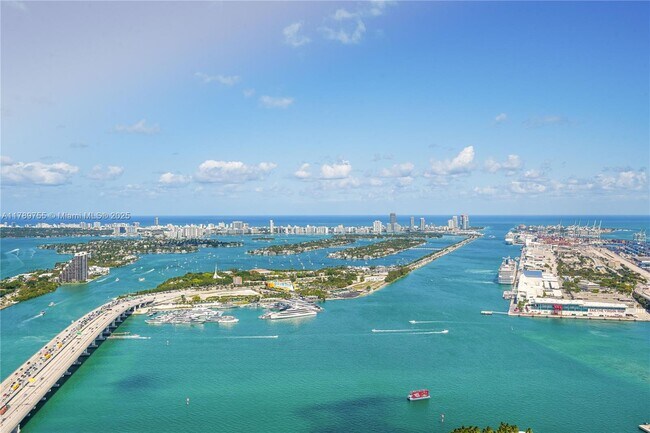 Photo - 1100 Biscayne Blvd Unidad 5801 Rental