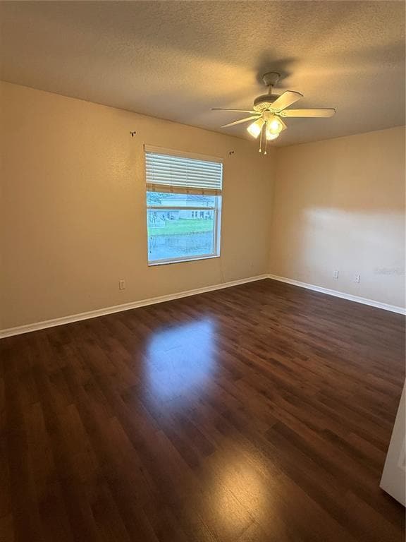 Photo - 584 Cresting Oak Cir