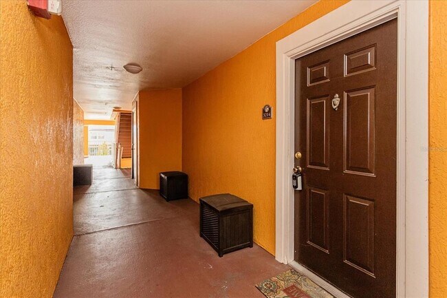 Photo - 5455 Vineland Rd Unit 3214