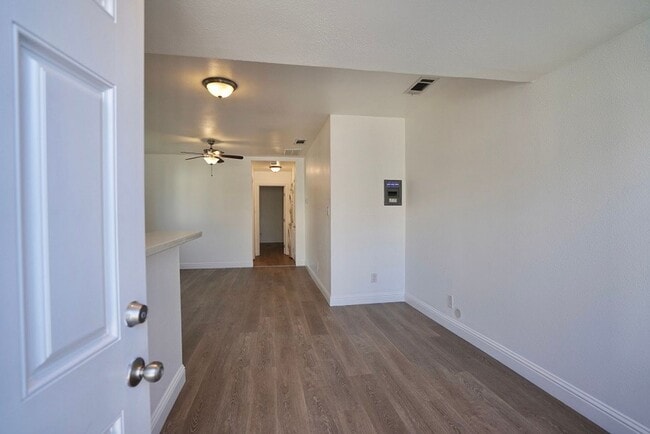 Photo - Third Street, 1769-1773A Unidad 1773A