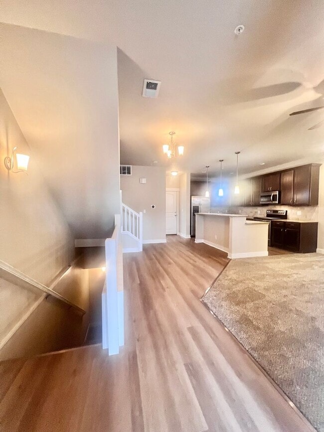 Photo - 3 bedroom/2.5 bath Condo with attached 2 car garage In Fossil Lake Subdivision in Fort Collins, CO Unidad D103