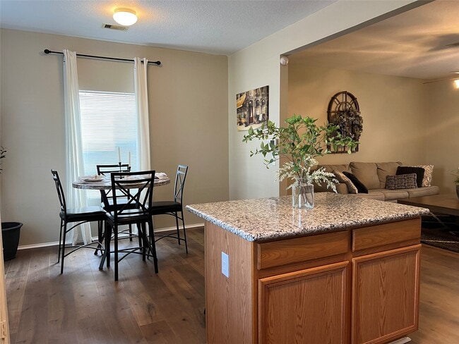 Building Photo - 18826 Sandelford Dr