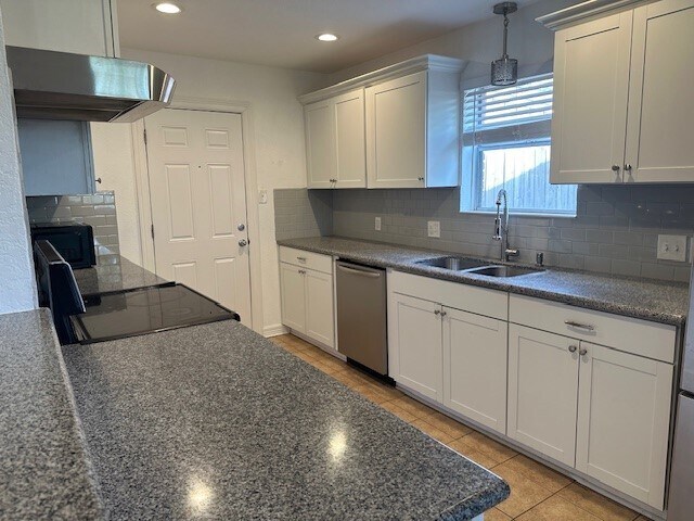 Photo - 119 Talisman St