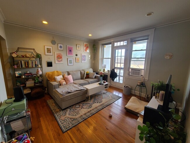 Photo - 2035 Commonwealth Ave Unit 12