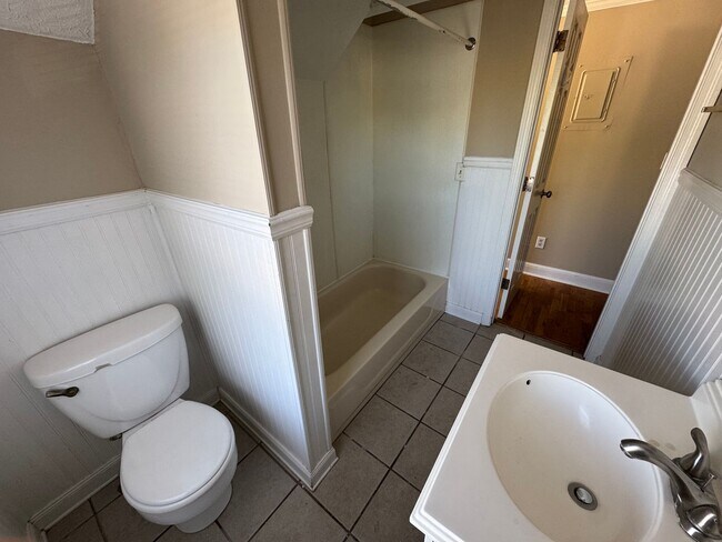 Photo - 1036 Park St Unit Apt. 2