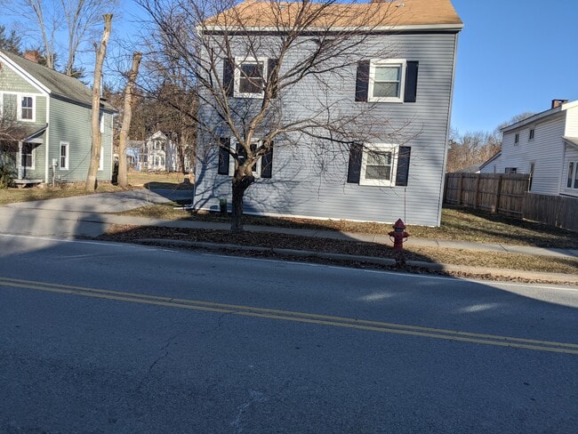 Photo - 13 W Market St Unit 2