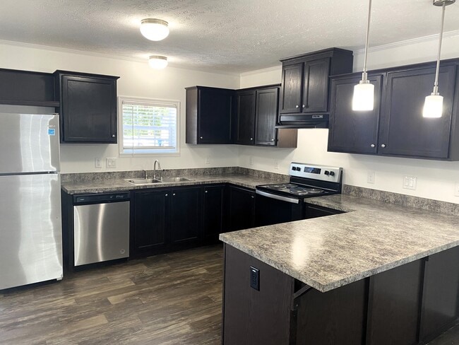 Building Photo - 308 Elm Ave Unit B