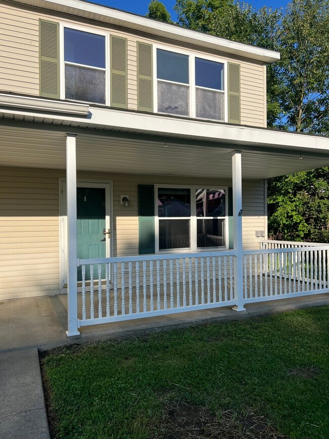 67 Maple St Unit B