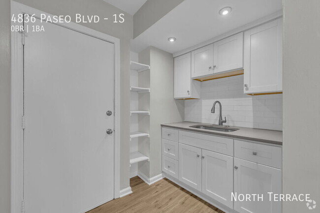 Building Photo - Stylish Studio Living – Affordable Comfort... Unit 1S Rental